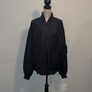 80’s Vintage Silk UOMO silk Bomber Jacket size XL.  Excellent condition.